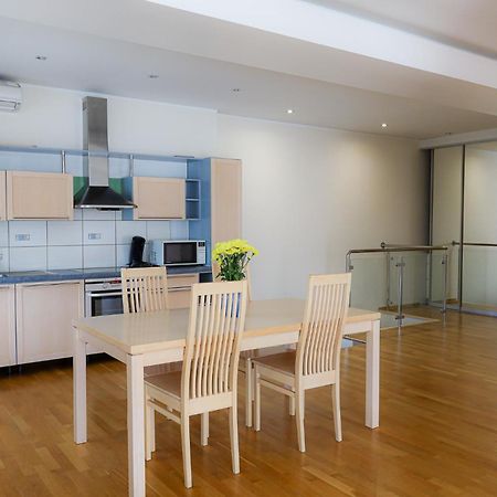 Romi Apartment Parnu Exterior photo