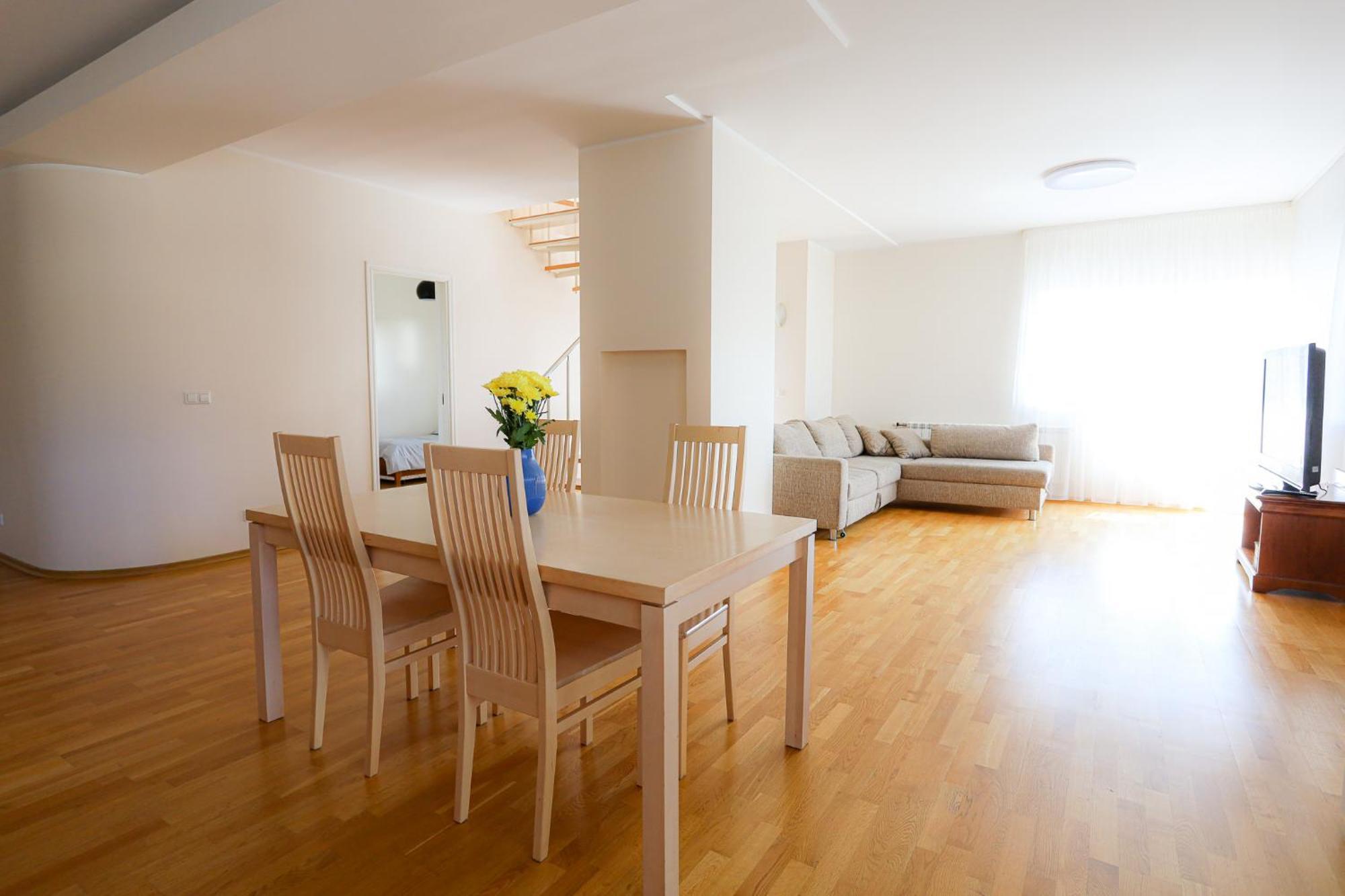 Romi Apartment Parnu Exterior photo